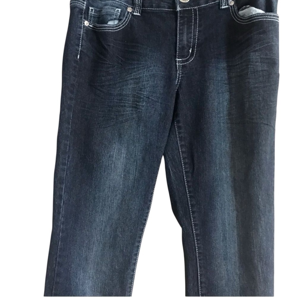 Women’s women’s blue jeans dark wash size 12 x 30 designs on pockets - Picture 7 of 13